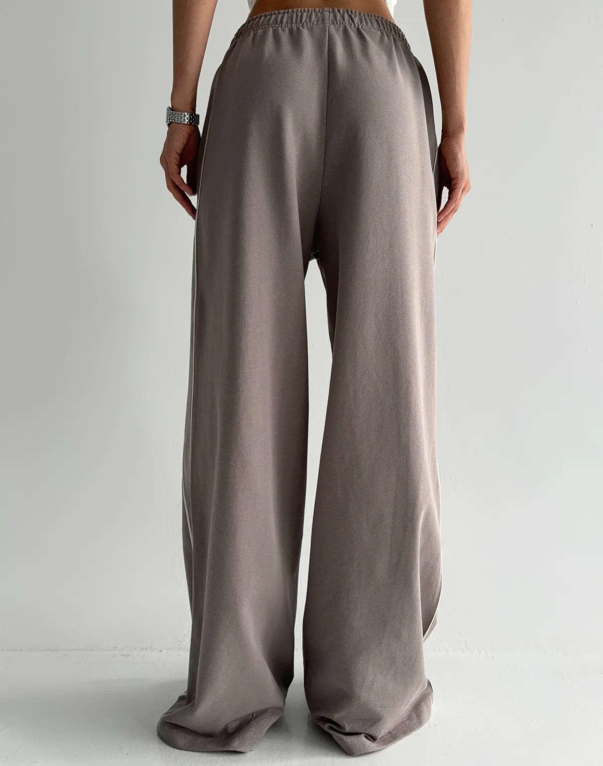 Штани весняні жіночі з кантом, світло-кавові - Фото 2