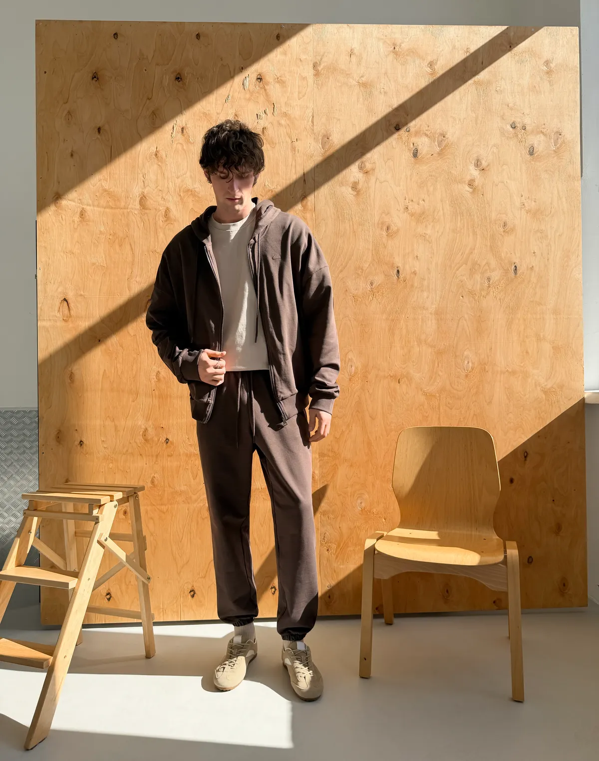 Комплект чоловічій весняний зіпер з капюшоном та джогери базові, шоколад - Фото 7