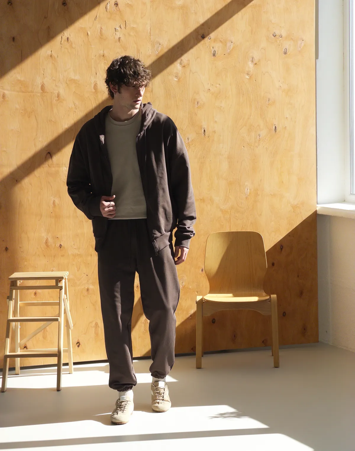 Комплект чоловічій весняний зіпер з капюшоном та джогери базові, шоколад - Фото 4