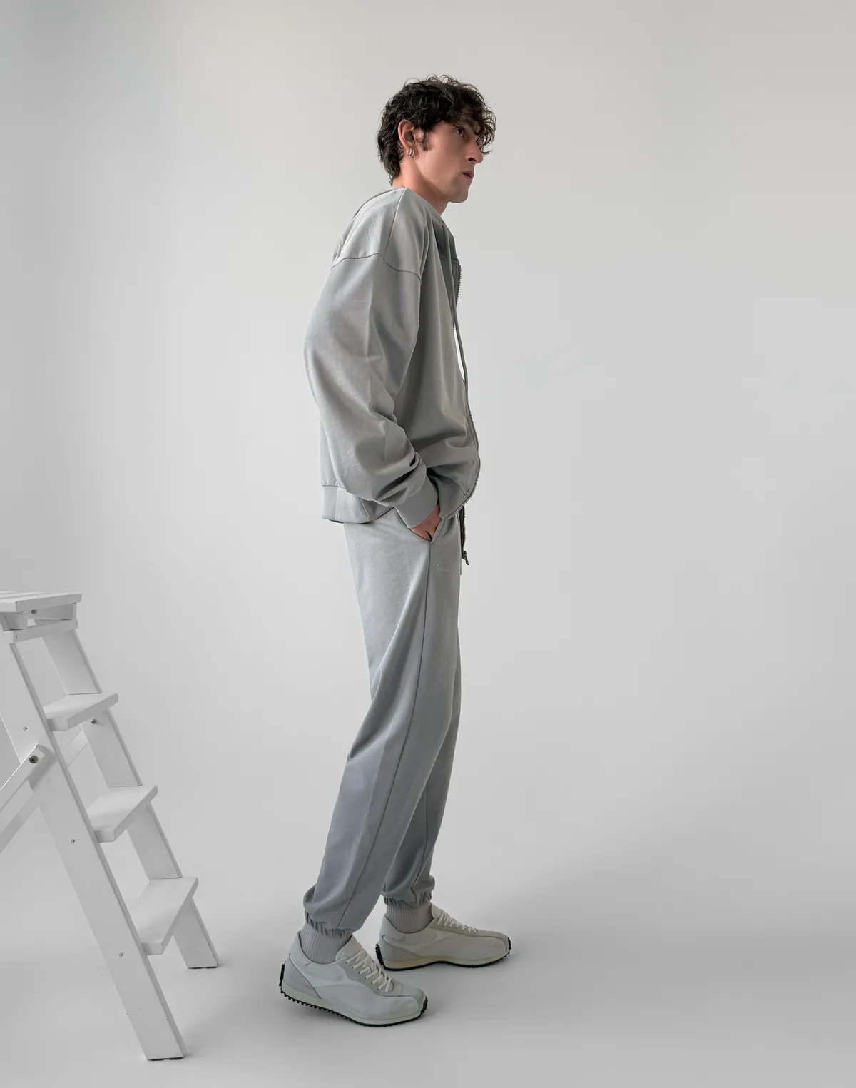 Комплект чоловічій весняний зіпер з капюшоном та джогери базові, нейтральний сірий - Фото 8