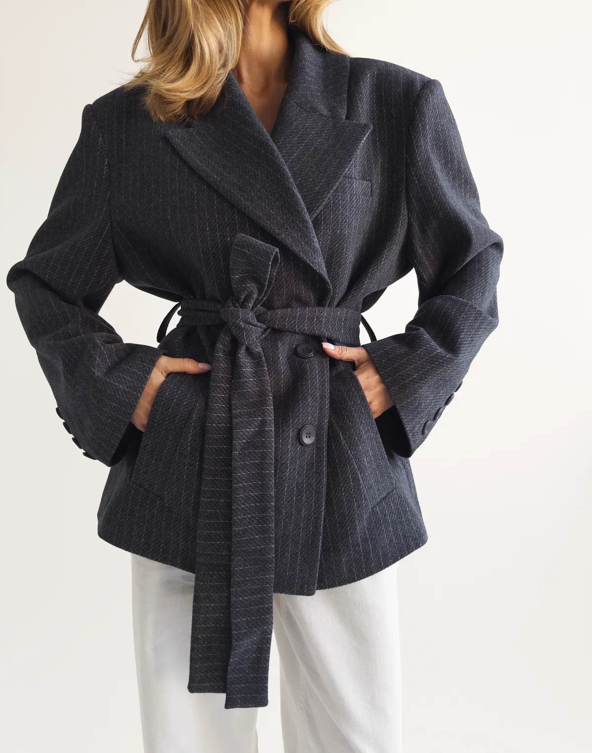 Вкорочене пальто із вовною у складі, графіт у смужку - Фото 1