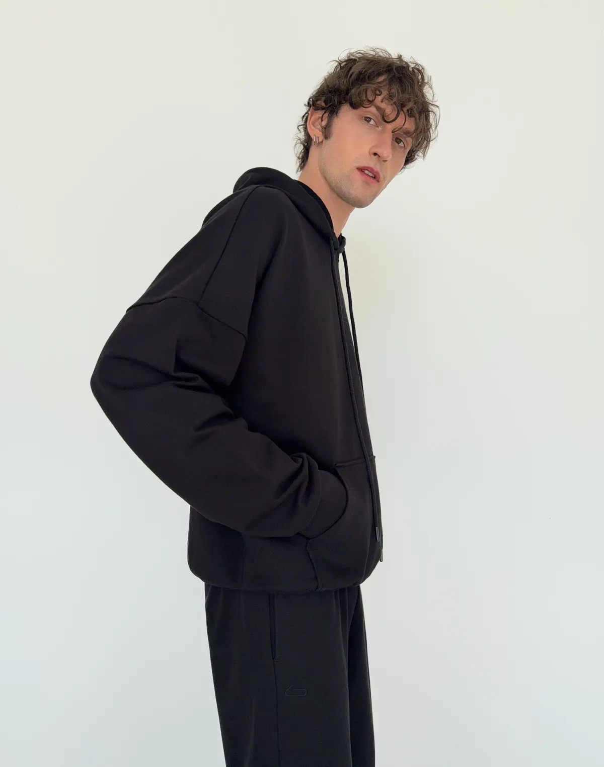 Худі чоловічий весняний з капюшоном, чорний - Фото 6