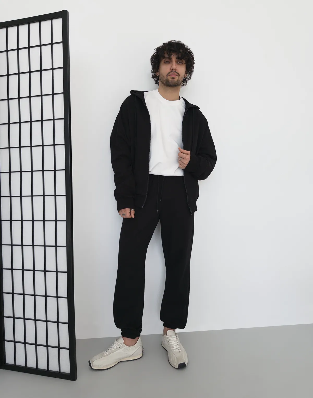 Комплект чоловічій весняний зіпер з капюшоном та джогери базові, чорні - Фото 8