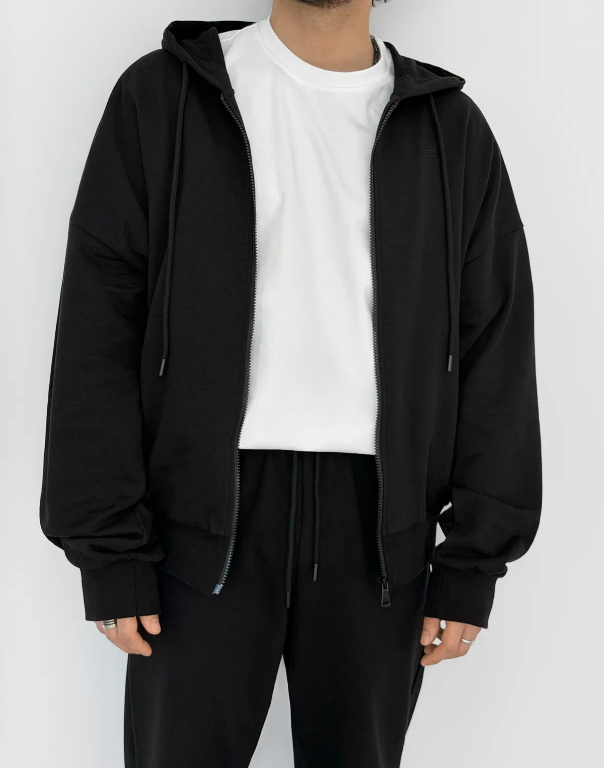 Зіпер чоловічий весняний з капюшоном, чорний - Фото 6