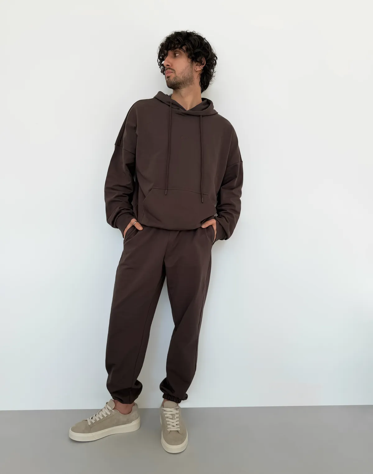 Комплект чоловічій весняний худі з капюшоном та джогери базові, шоколад - Фото 7