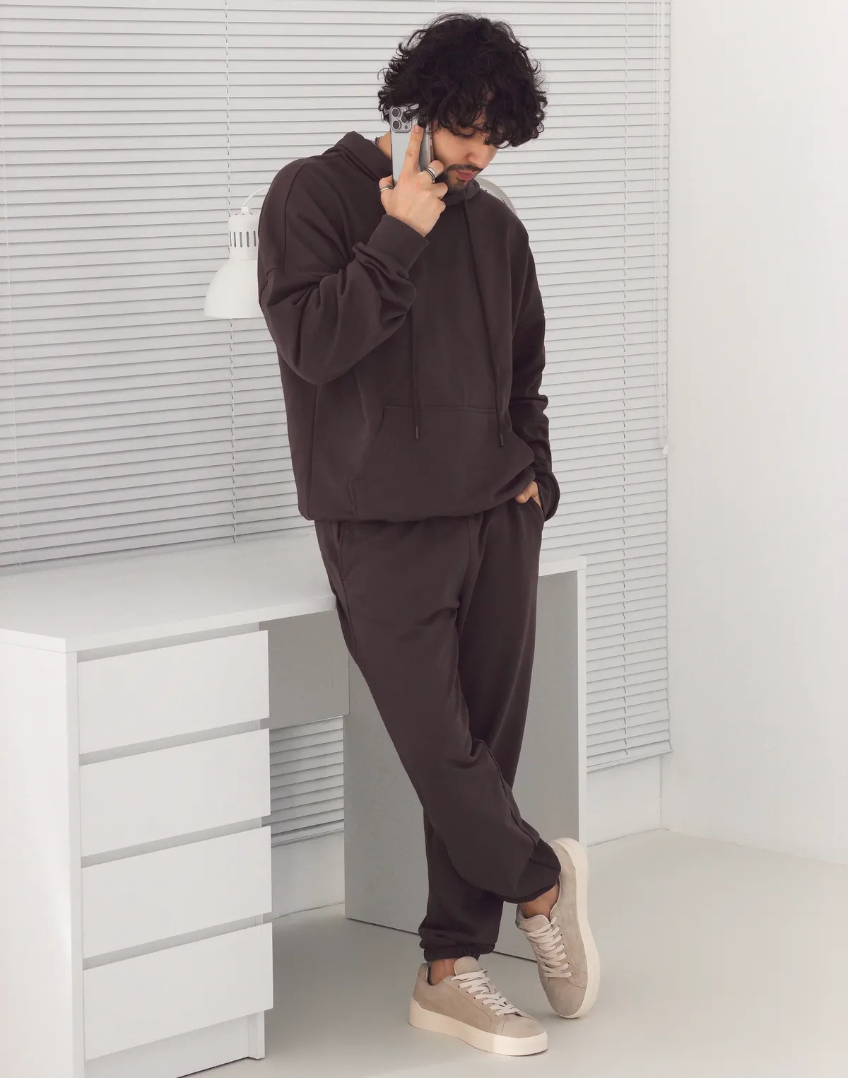 Комплект чоловічій весняний худі з капюшоном та джогери базові, шоколад - Фото 6