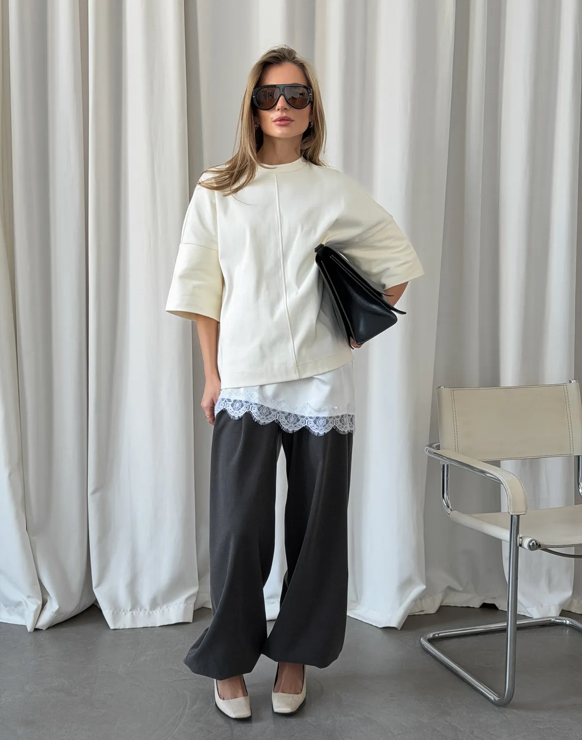 Футболка у рубчик з подовженим рукавом оверсайз, екрю - Фото 5