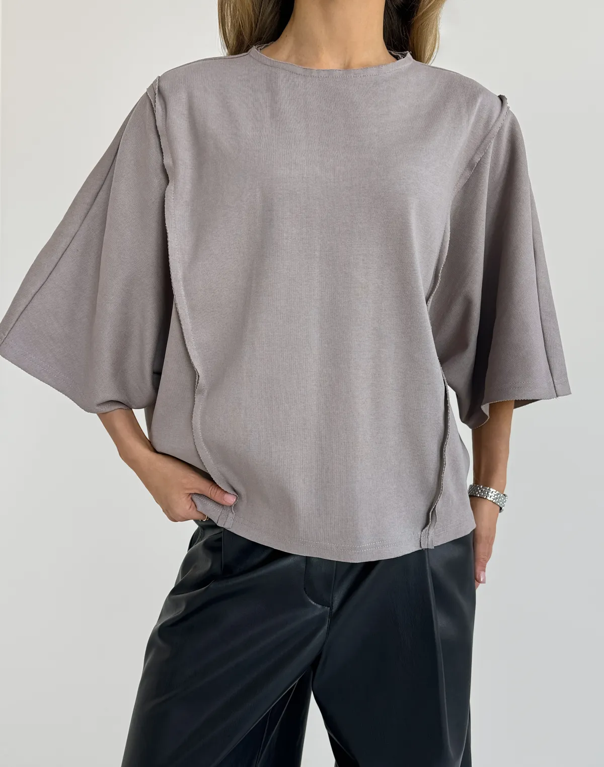 Футболка оверсайз з плотного трикотажу з боковими швами, беж темний - Фото 1