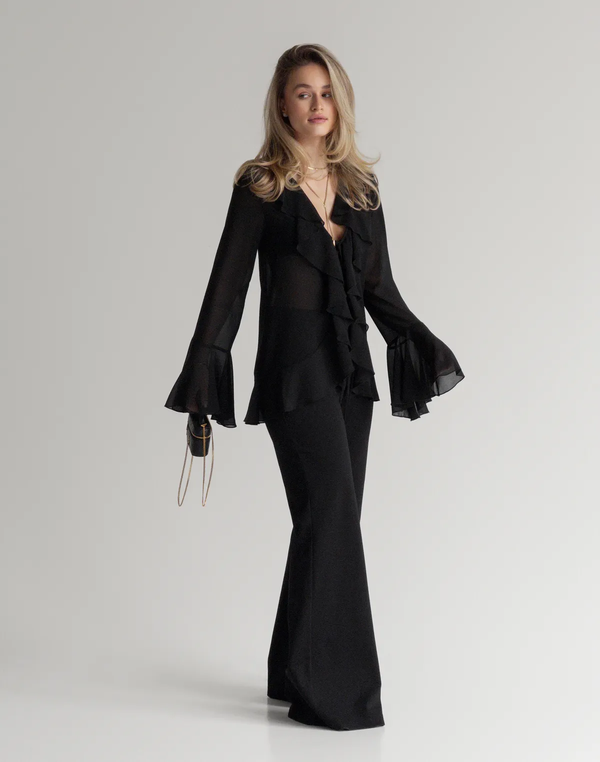 Сорочка з шифону з воланами, чорна - Фото 5