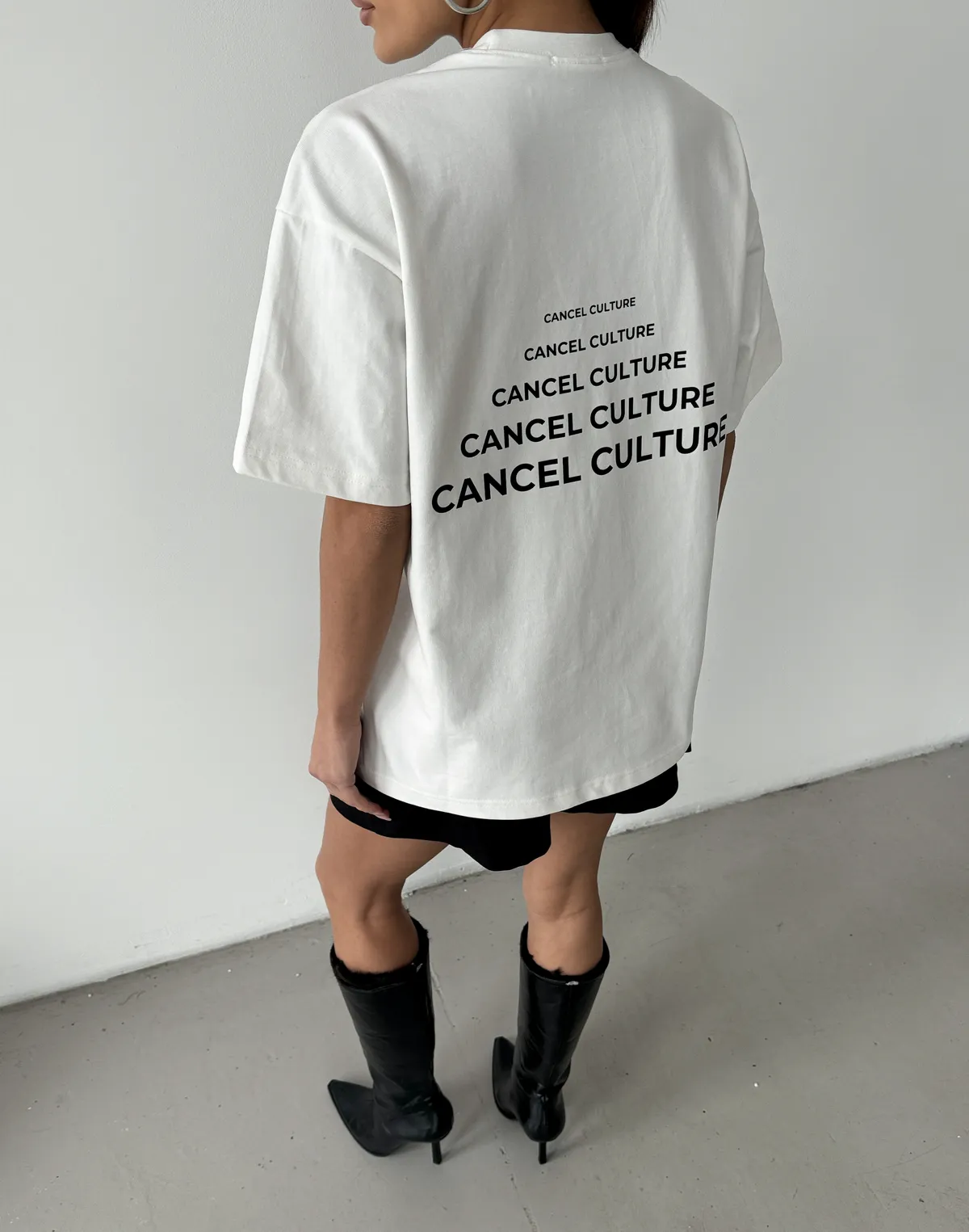 Damski T-shirt oversize z bardzo grubej bawełny z logo, ecru — nadruk „Cancel Culture” - Фото 8
