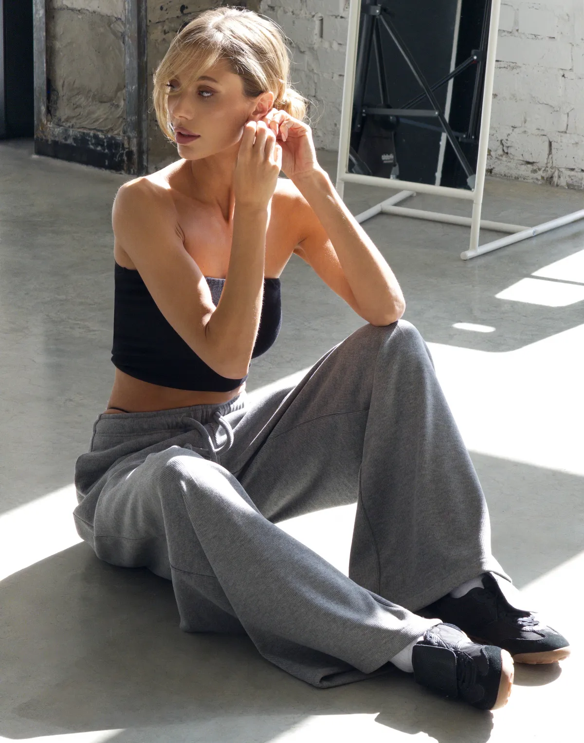 Letni top bandeau, czarny - Фото 7