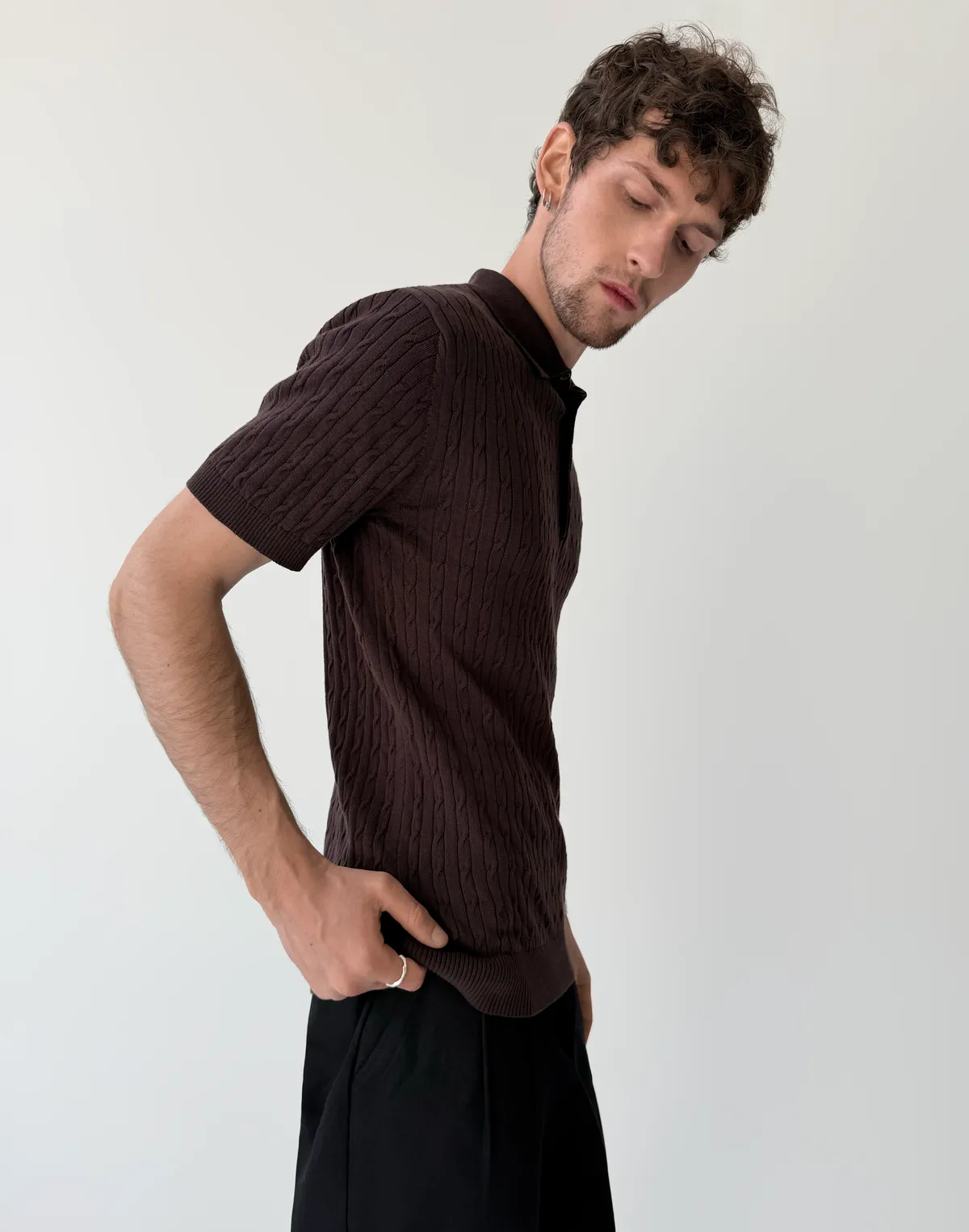 Чоловіче поло на ґудзиках текстуроване, шоколад - Фото 4