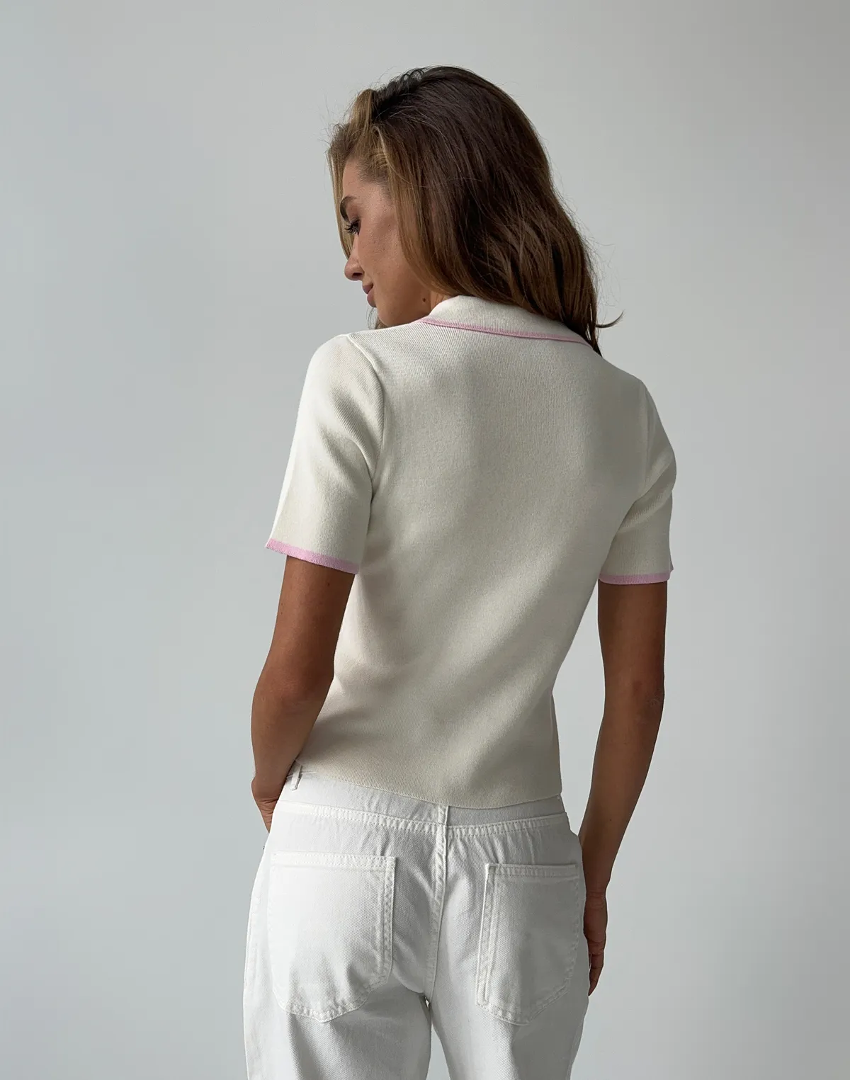 Поло з блискавкою та контрастними кантами, молочна з рожевим - Фото 2