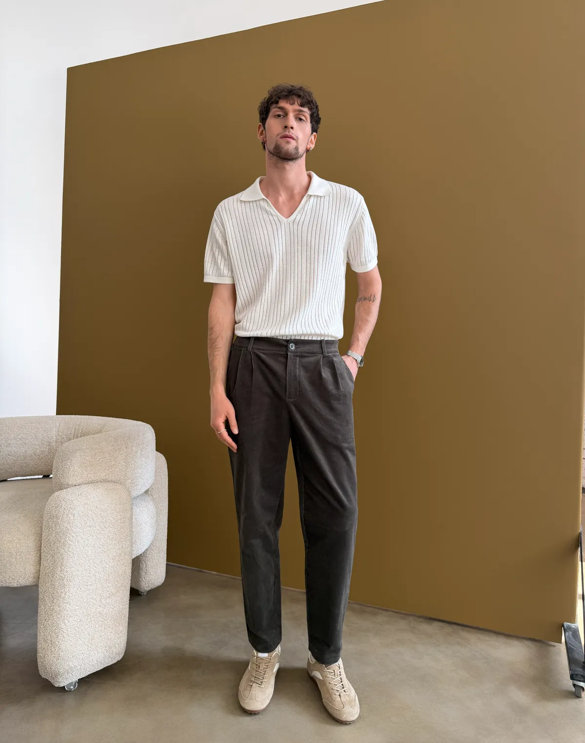 Чоловіче поло у вертикальну текстуровану смужку, молочне - Фото 8