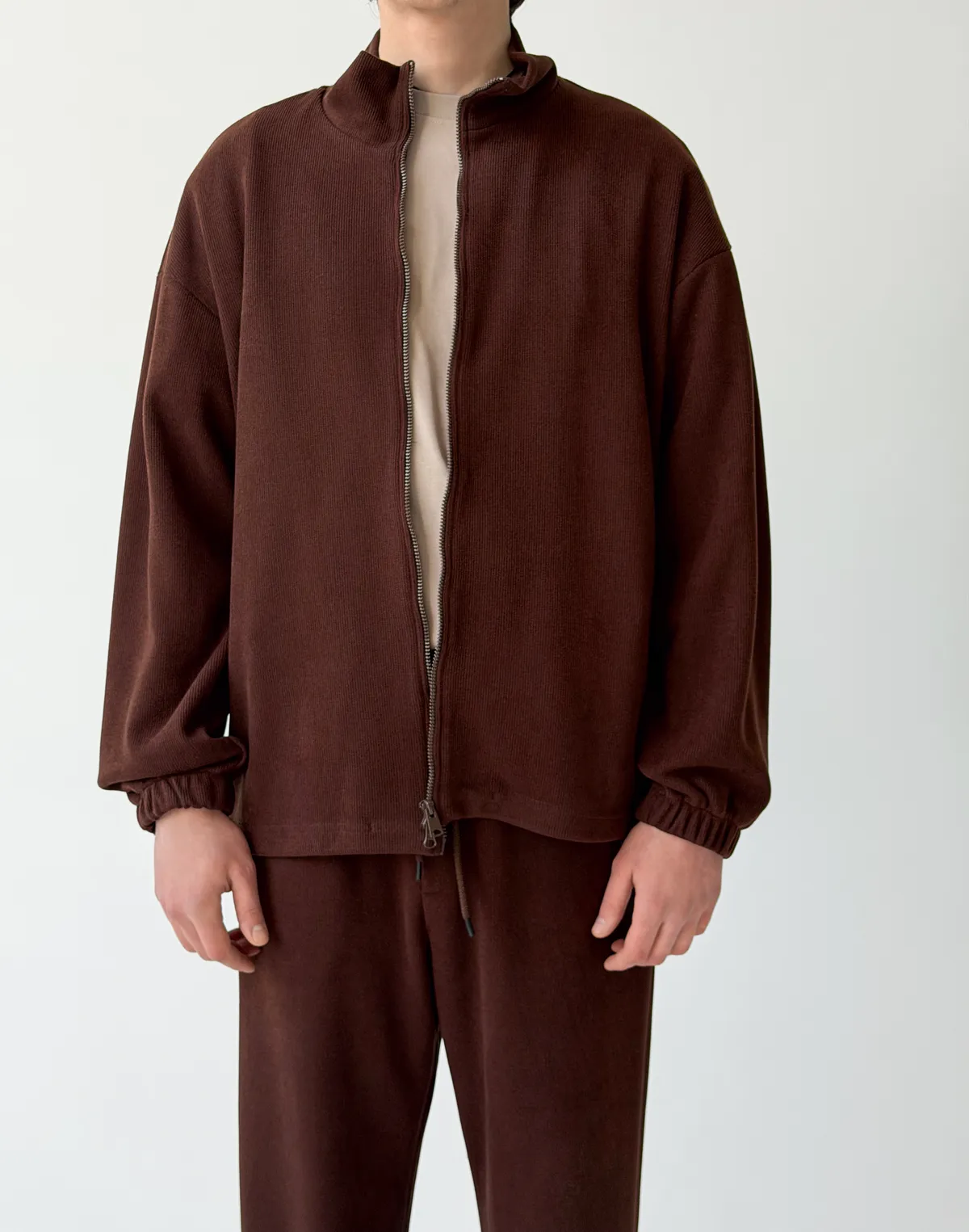 Зіпер без капюшону з текстурованої тканини у рубчик, шоколадний - Фото 7