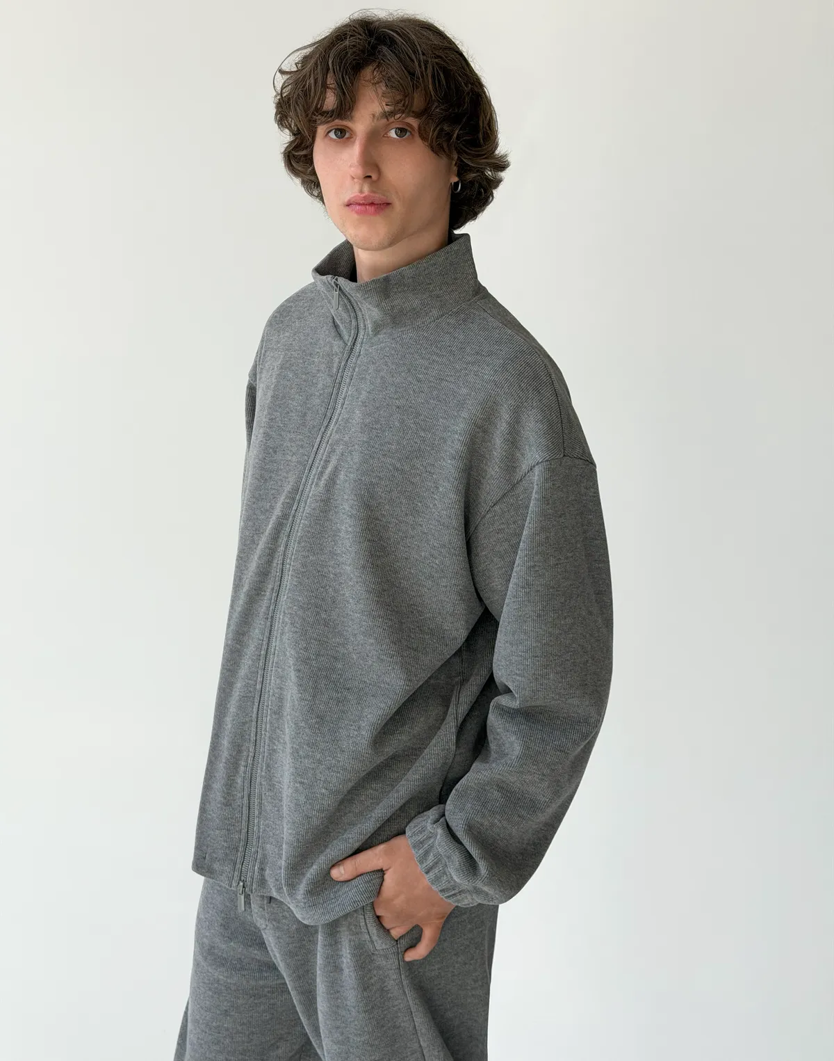 Зіпер без капюшону з текстурованої тканини у рубчик, сірий - Фото 5
