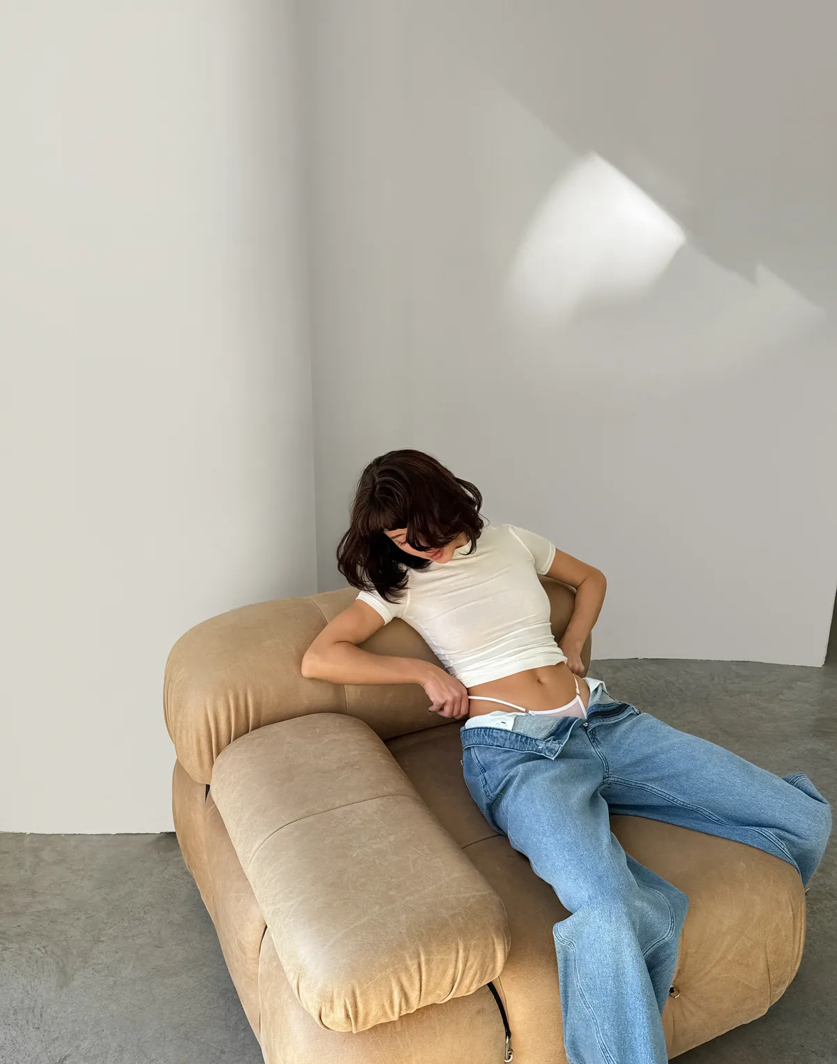 Футболка по фігурі з кашеміром у складі, шампань - Фото 5