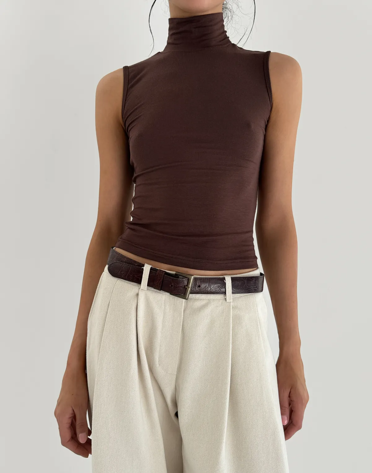 Майка під горло з кашеміром у складі, шоколадна - Фото 1