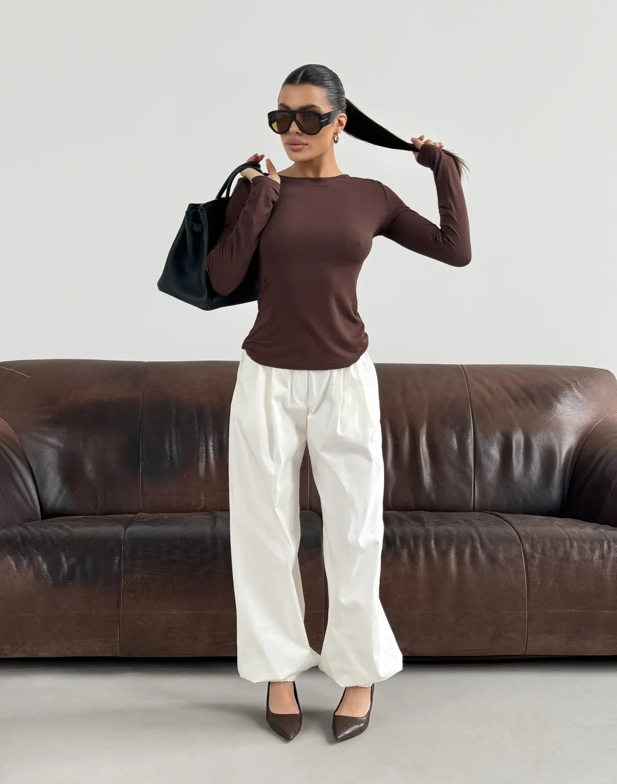 Лонгслів з кашеміром у складі з ефектом прозорості, шоколадний - Фото 4