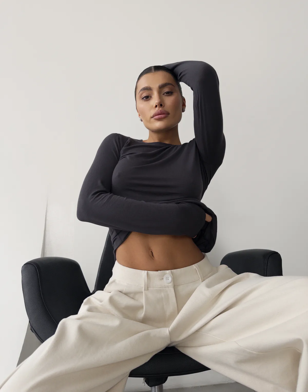 Лонгслів з кашеміром у складі з ефектом прозорості, графітовий - Фото 3