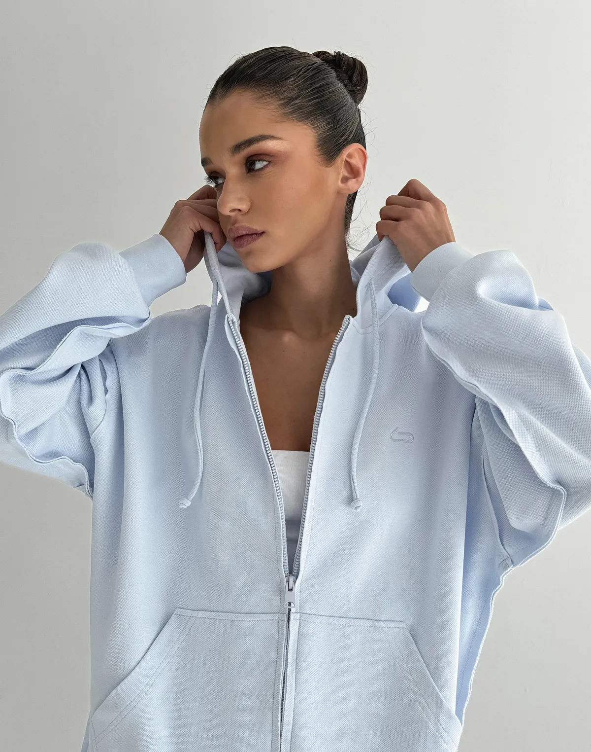 Зіпер оверсайз з декоративними швами, блакитний - Фото 4