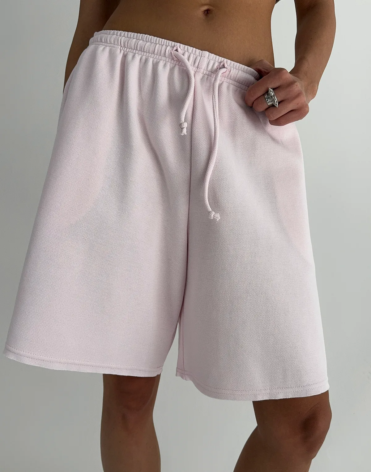 Шорти середньої довжини вільного крою, рожеві - Фото 1