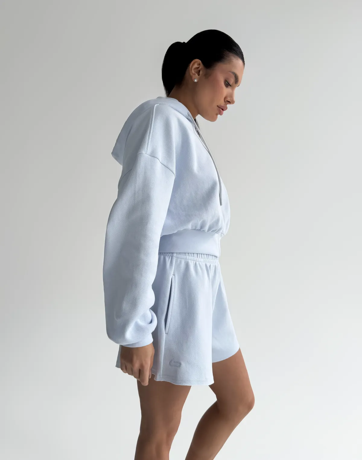 Зіпер оверсайз вкорочений з капюшоном, блакитний - Фото 7