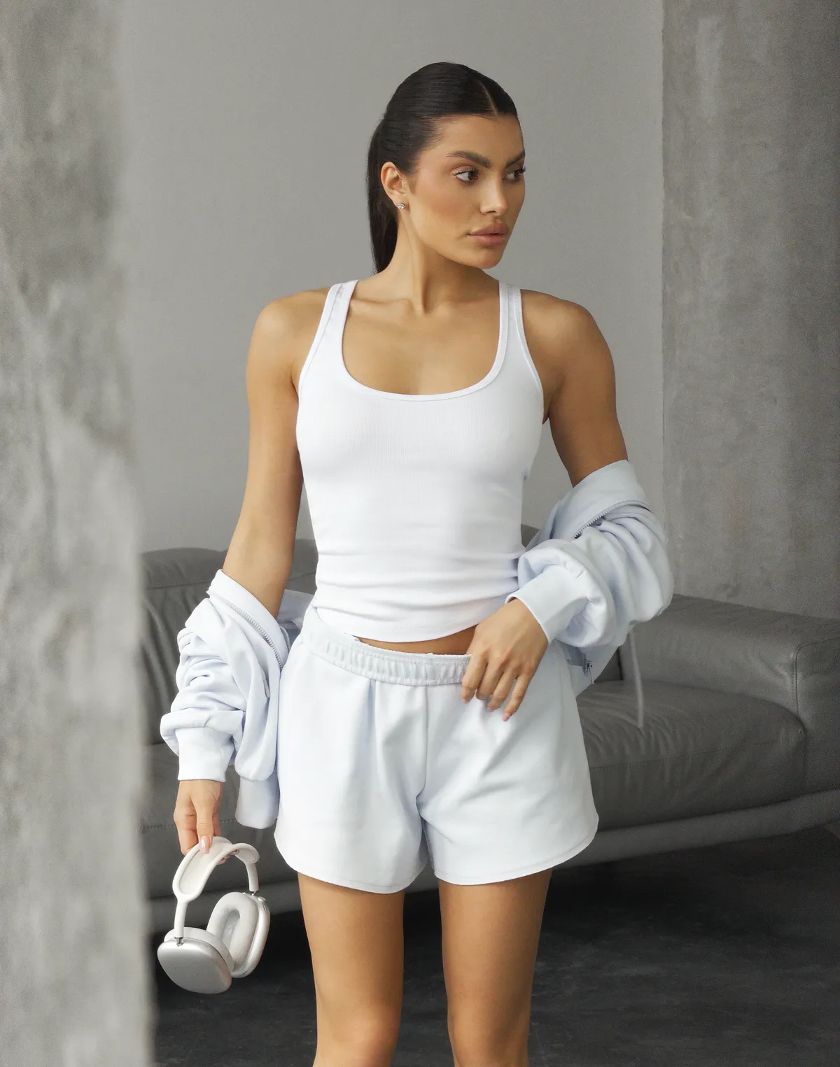 Шорти жіночі з необробленим краєм трикотажні, блакитні - Фото 6