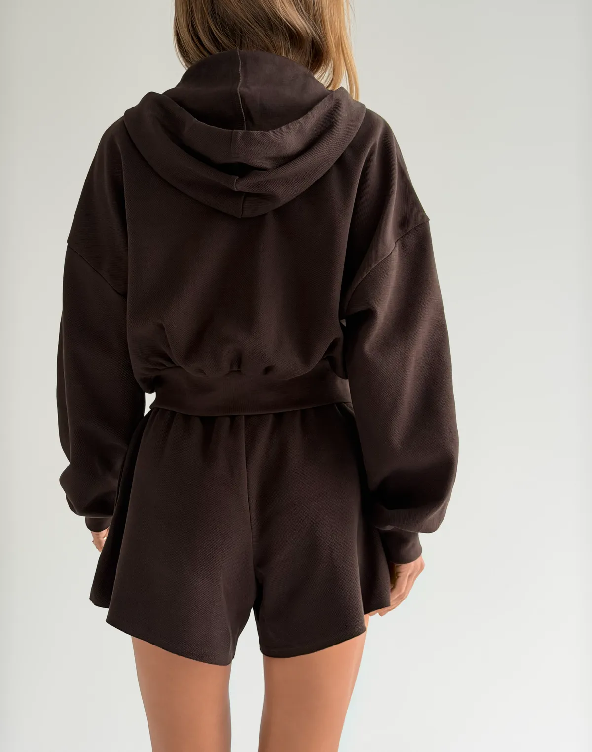 Зіпер оверсайз вкорочений з капюшоном, шоколадний - Фото 2