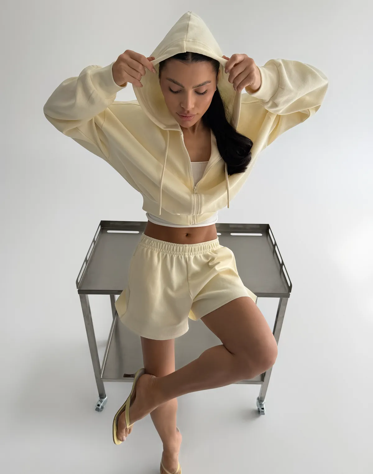 Зіпер оверсайз вкорочений з капюшоном, вершкове масло - Фото 6