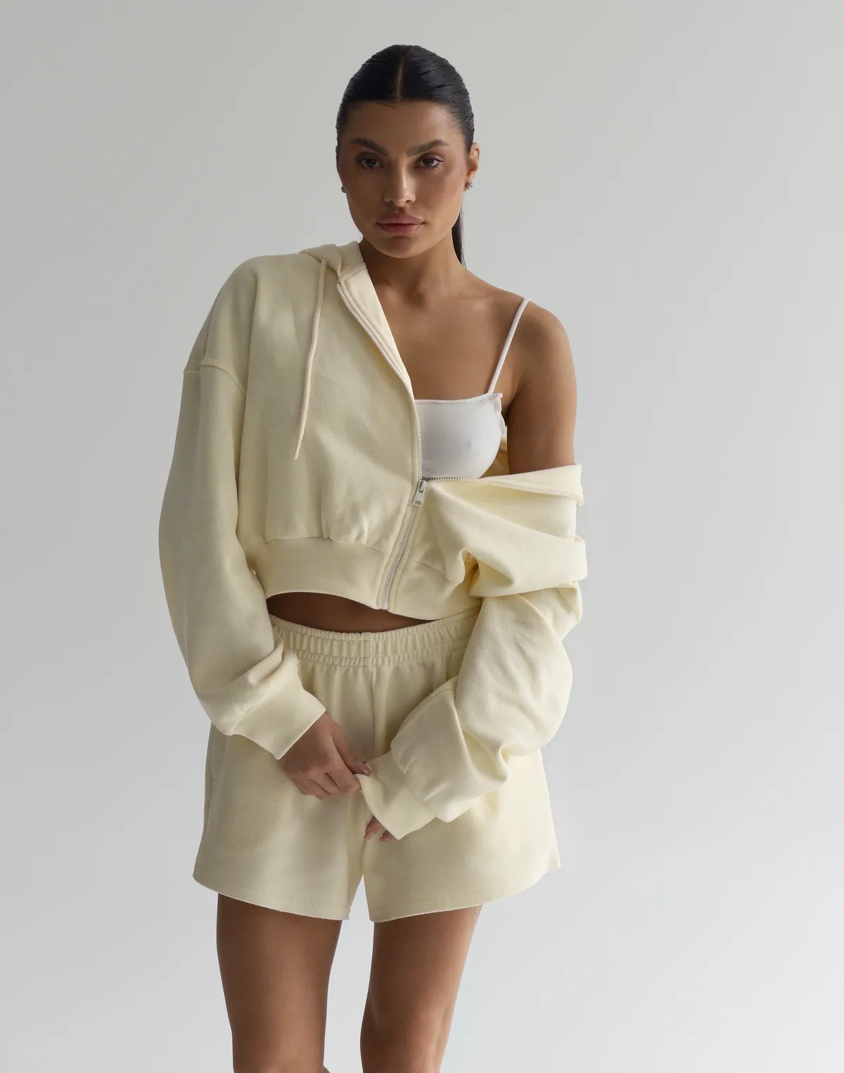 Зіпер оверсайз вкорочений з капюшоном, вершкове масло - Фото 5