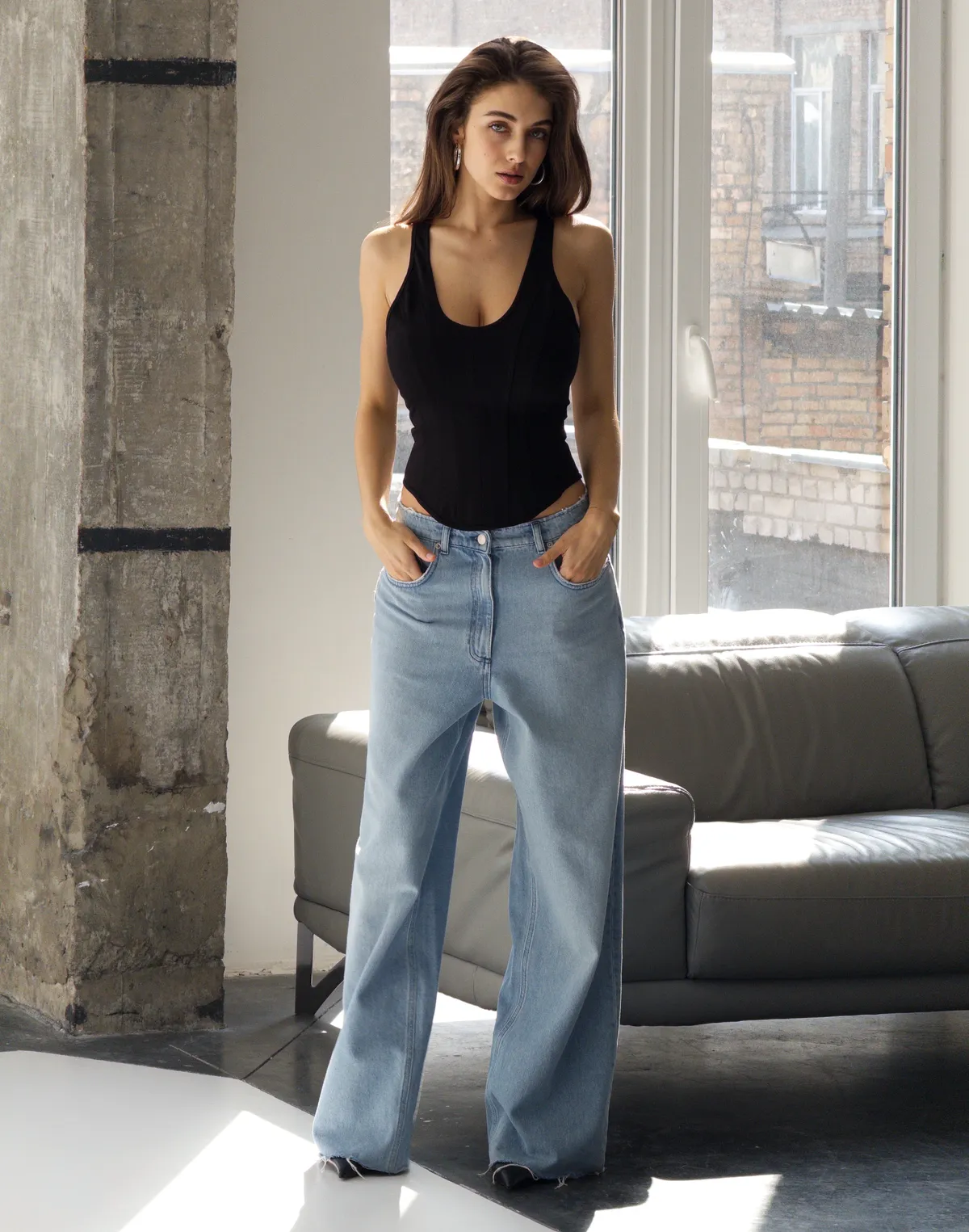 Майка з декоративними швами з ефектом моделювання фігури, чорна - Фото 6