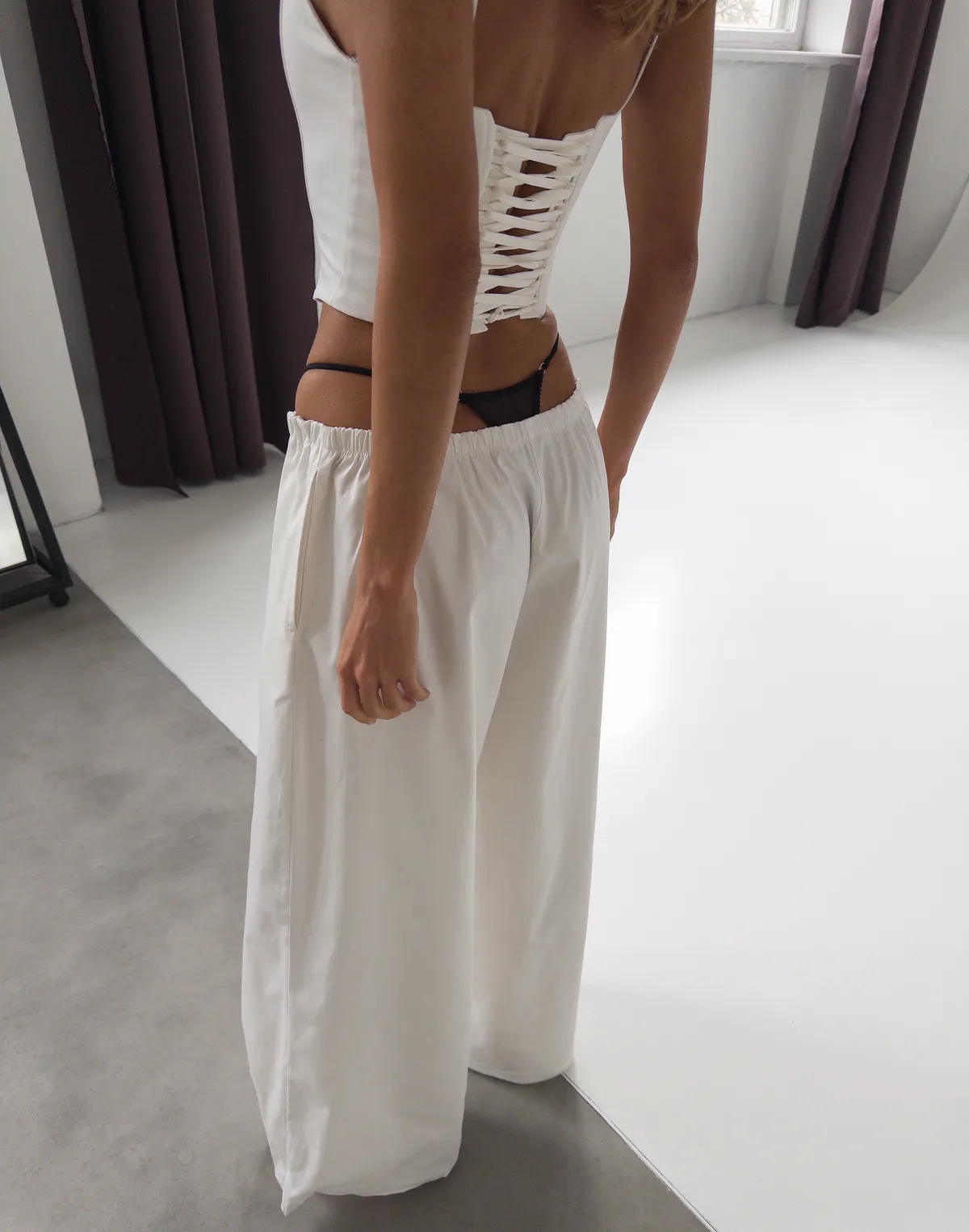 Штани карго на затяжках котонові, молочні - Фото 2