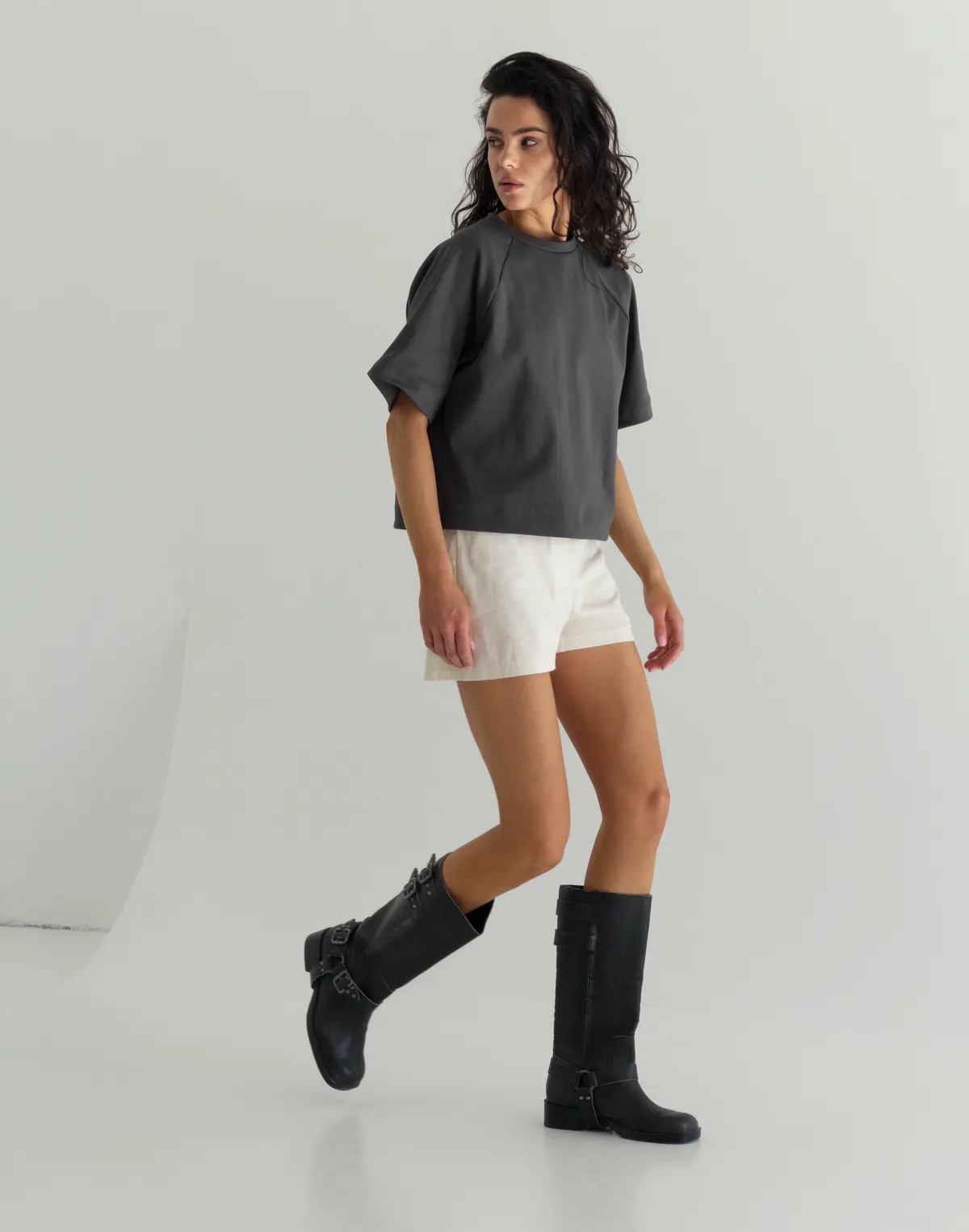 Футболка оверсайз з плотного трикотажу, графіт - Фото 4