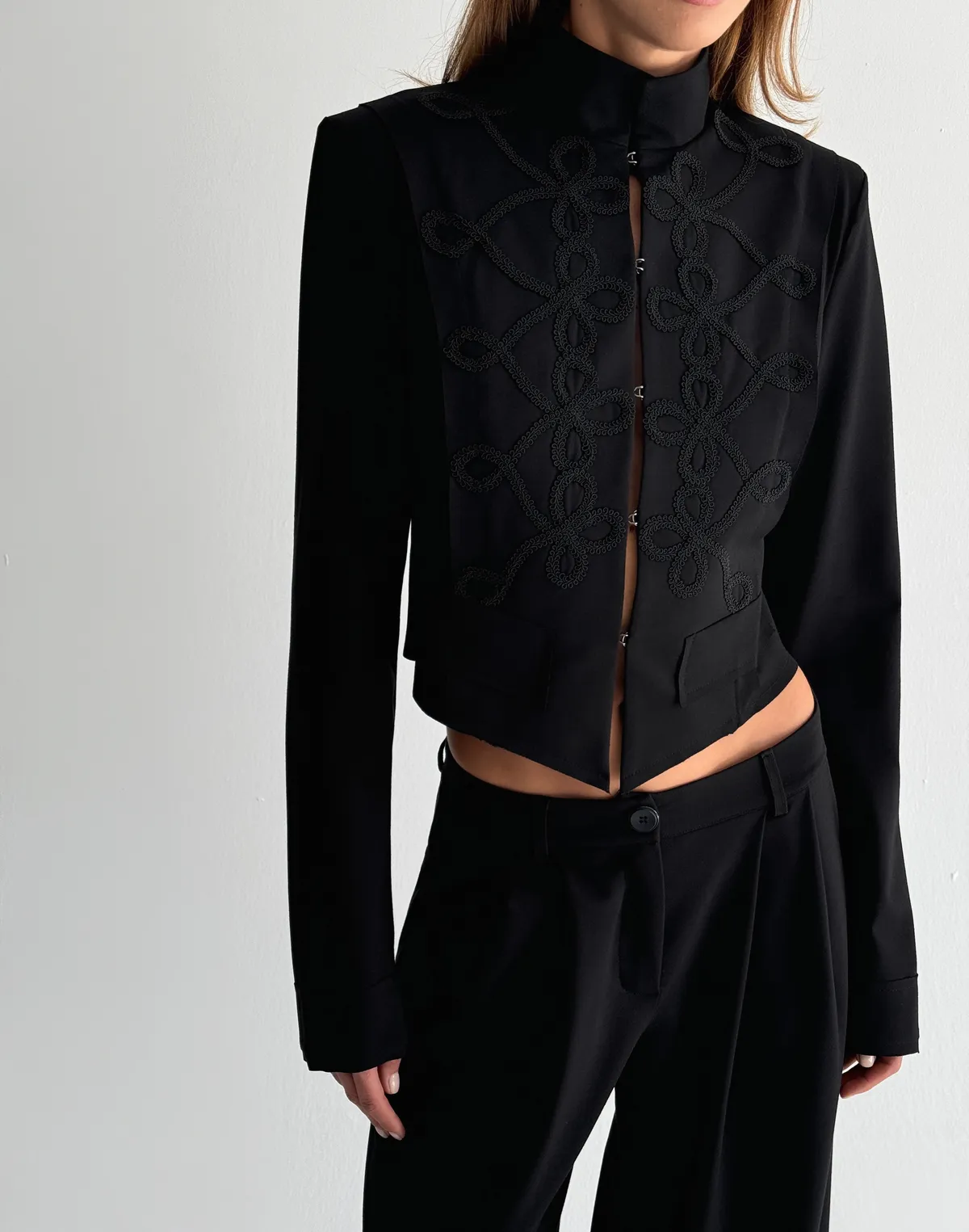 Жакет вкорочений в азійському стилі, чорний - Фото 4