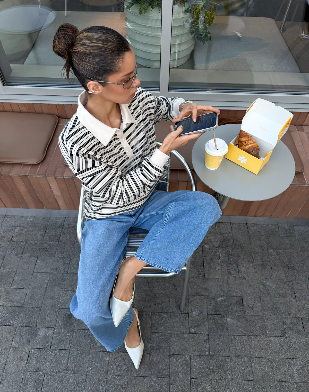 Жіноча кофта-поло у смужку вільного крою, молочна у чорну смужку - Фото 7