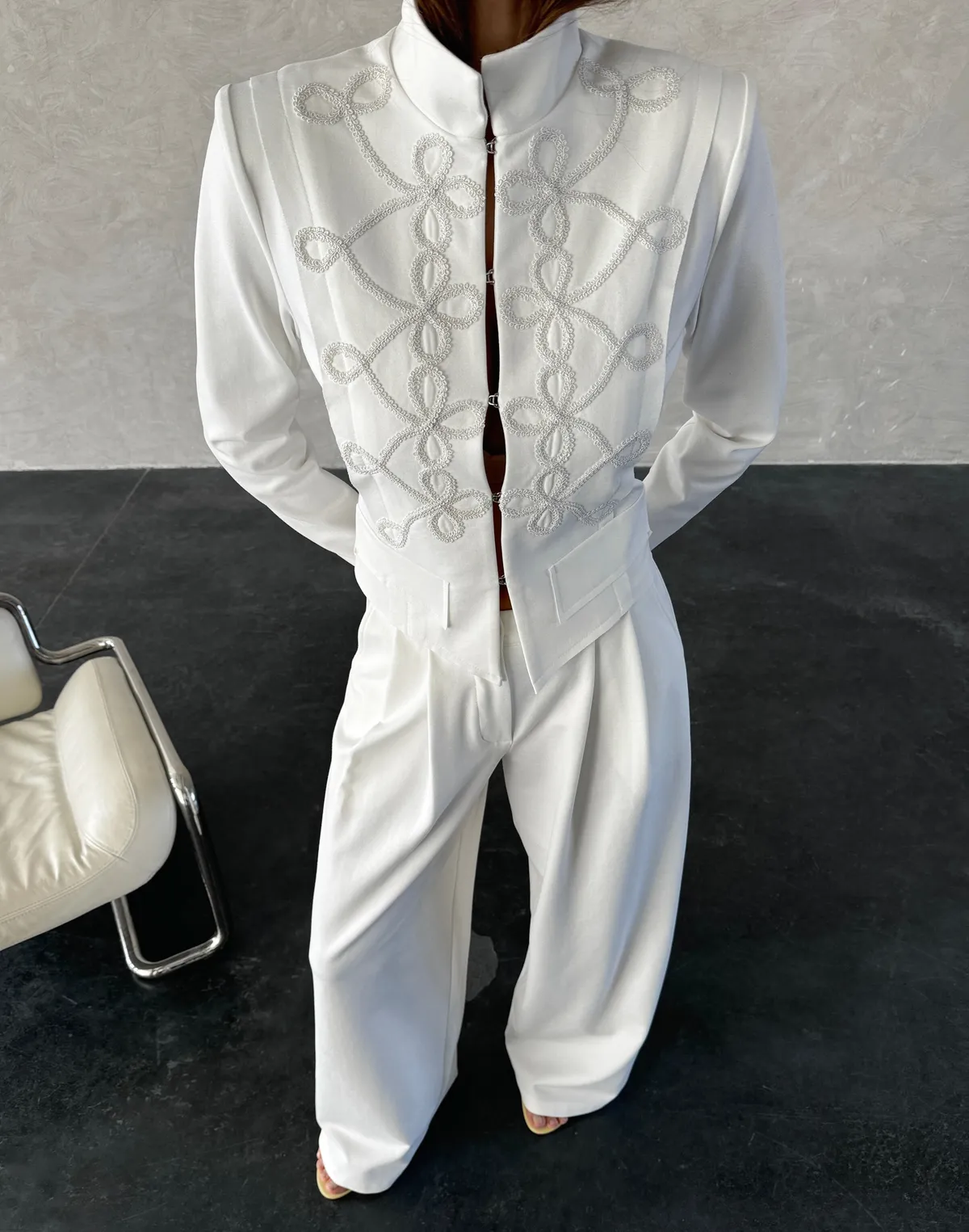 Жакет вкорочений в азійському стилі, молочний - Фото 7