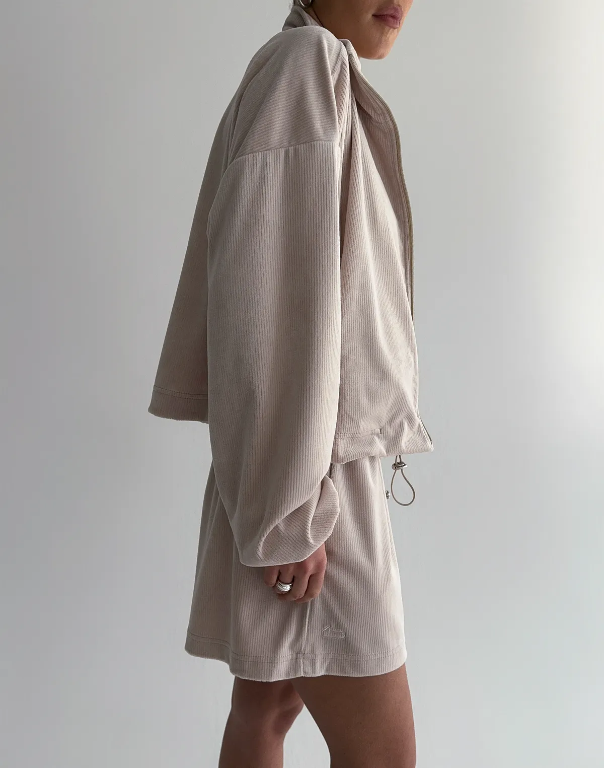 Зіпер велюровий літній жіночий, пудровий беж - Фото 6