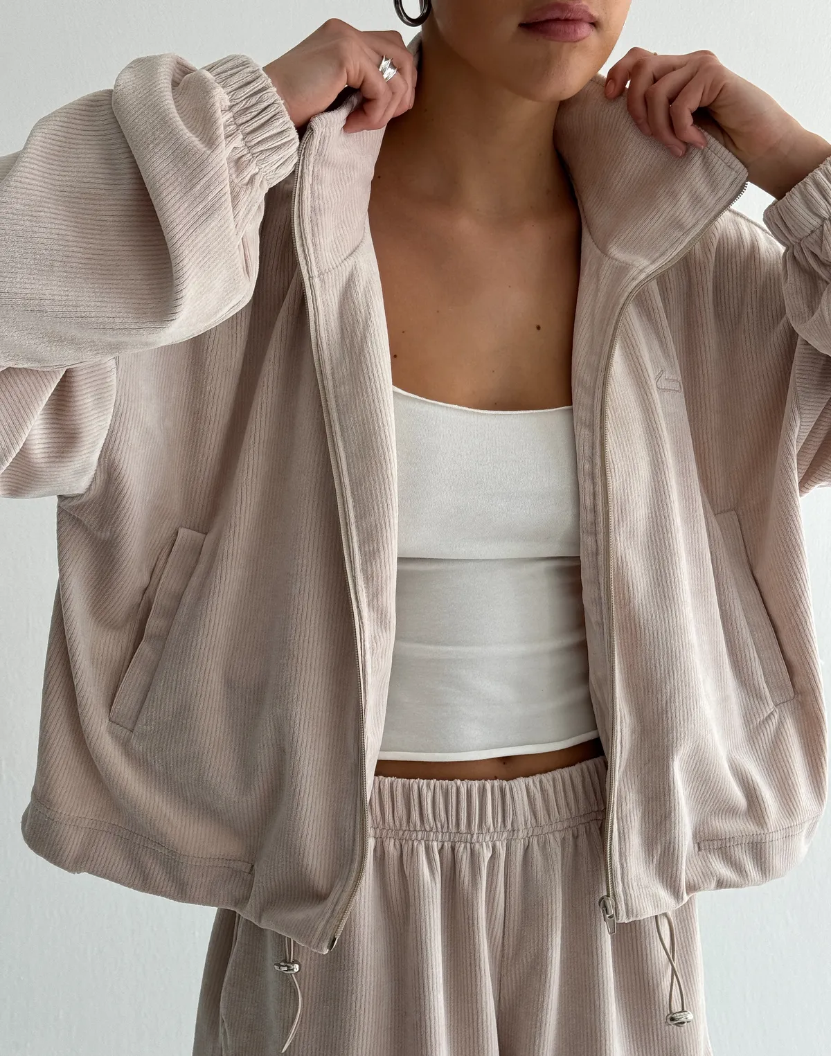 Зіпер велюровий літній жіночий, пудровий беж - Фото 7