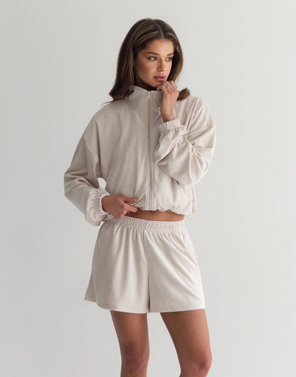 Зіпер велюровий літній жіночий, молочний - Фото 4