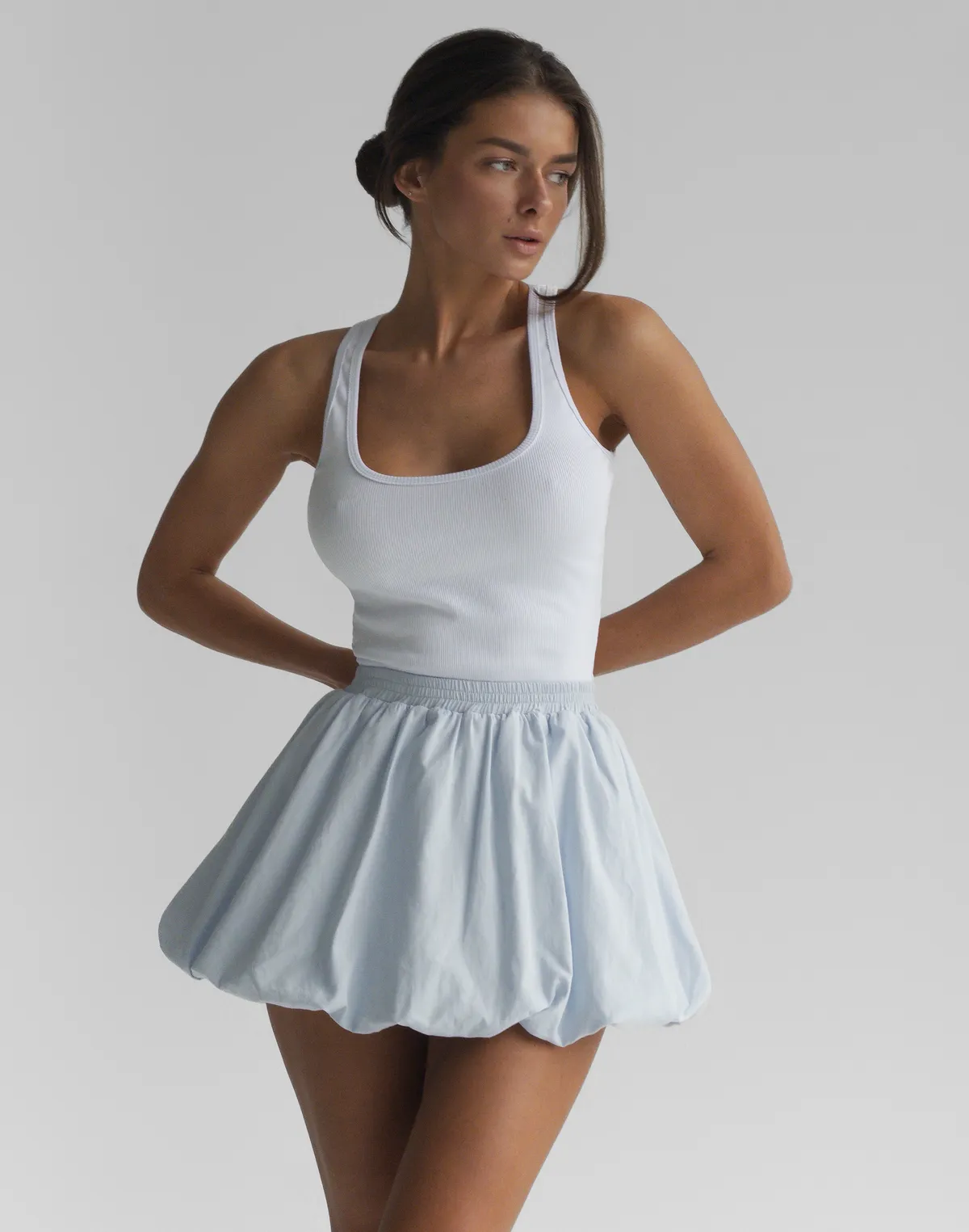 Спідниця міні балон зі вшитими шортиками, холодний блакитний - Фото 6