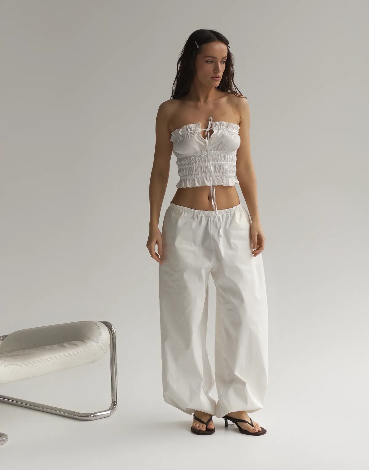 Топ бандо текстильний на затяжках, молоко - Фото 6