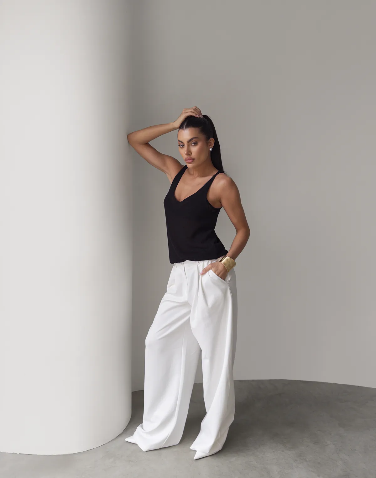 Топ вільного крою напівпрозорий в'язаний, чорний - Фото 4