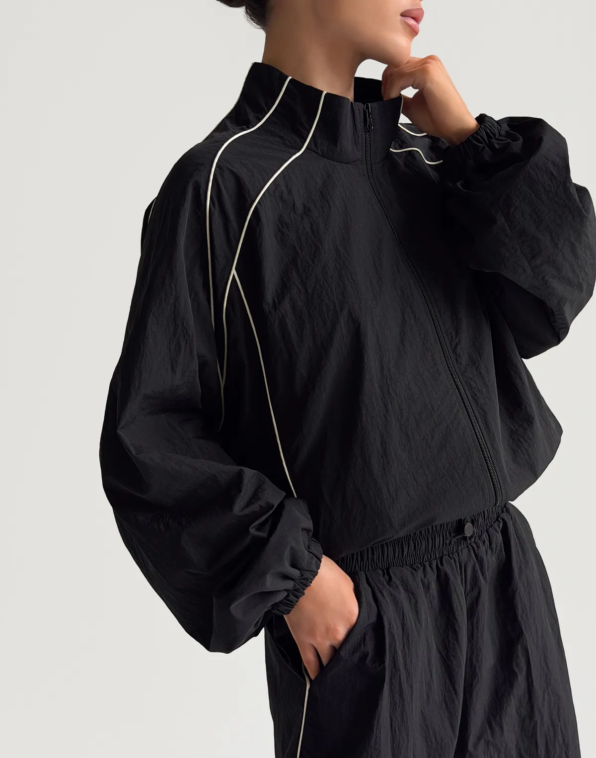 Зіпер з кантом з плащової тканини, чорний - Фото 7