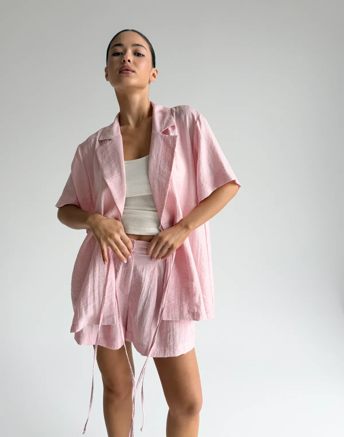 Шорти жіночі літні базові вкорочені зі льном у складі, рожеві - Фото 1