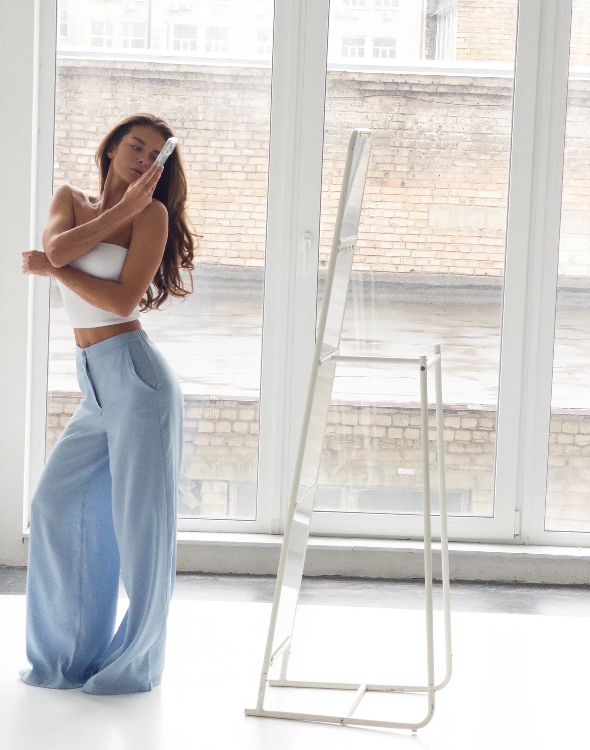 Штани літні текстильні на затяжках знизу, блакитні - Фото 8