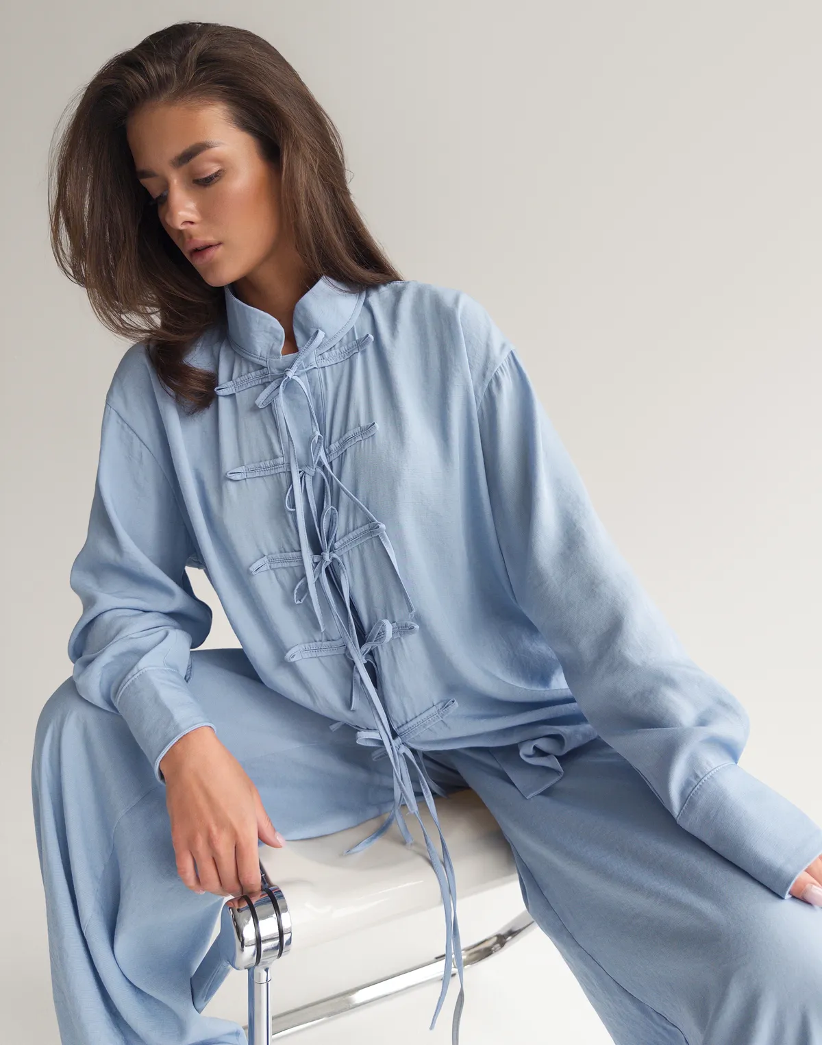 Сорочка в азійському стилі, блакитна - Фото 1