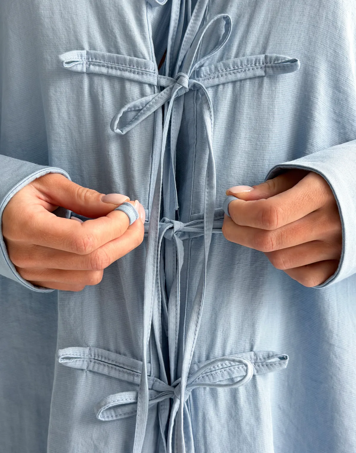 Комплект літній сорочка в азійському стилі та штани на затяжках знизу, блакитні - Фото 6