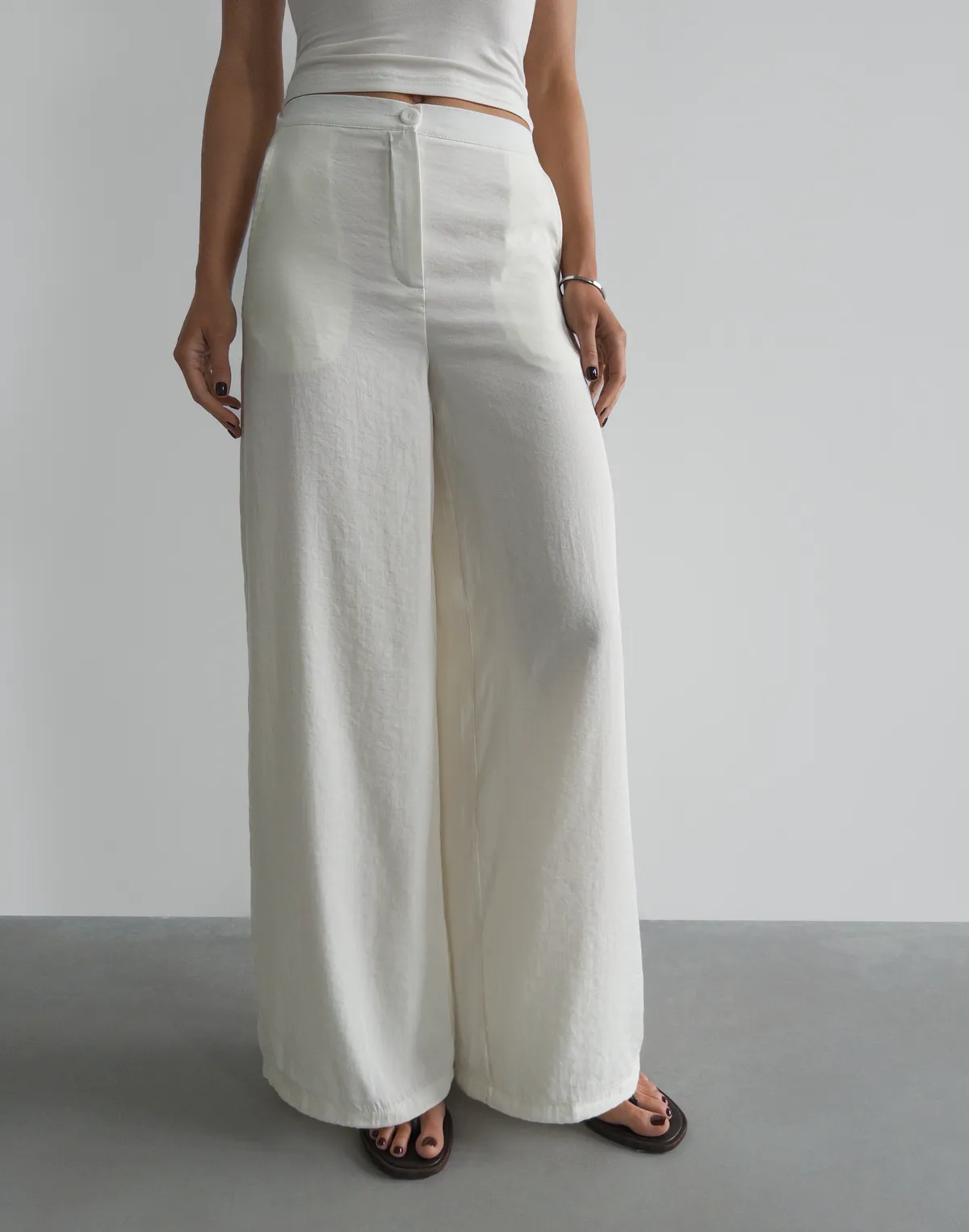 Штани літні текстильні на затяжках знизу, молочні - Фото 6